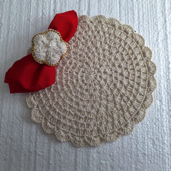 Sousplat em Crochê com Porta Guardanapo para Decoração de Mesa Posta! - Image 3