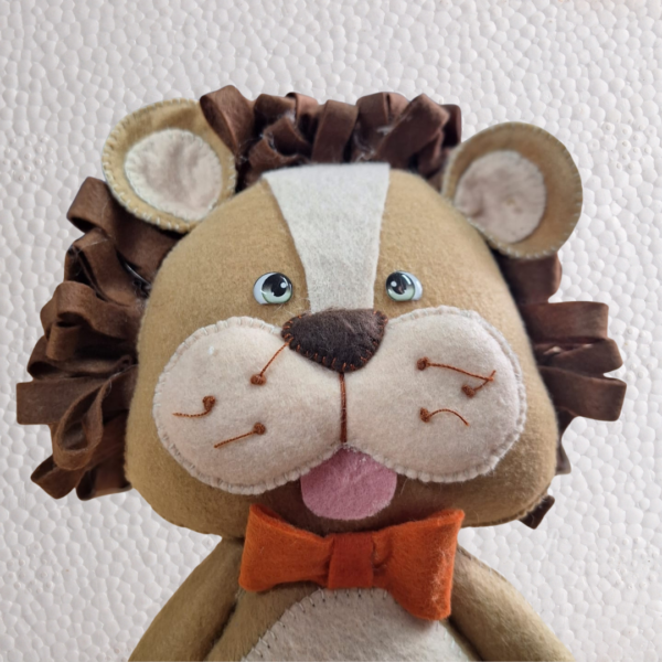 Leãozinho de Feltro Hipoalergênicos Decoração Infantil - Image 3