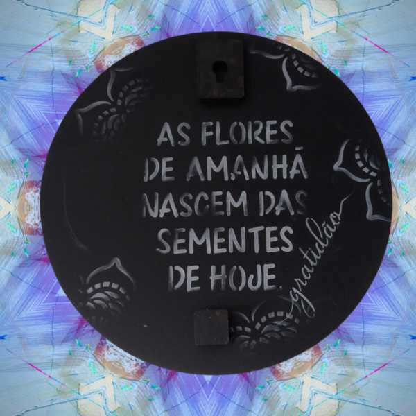 Mandala Decorativa de 20 cm - Roxo e Verde com Espelhos, Peça Única! - Image 2